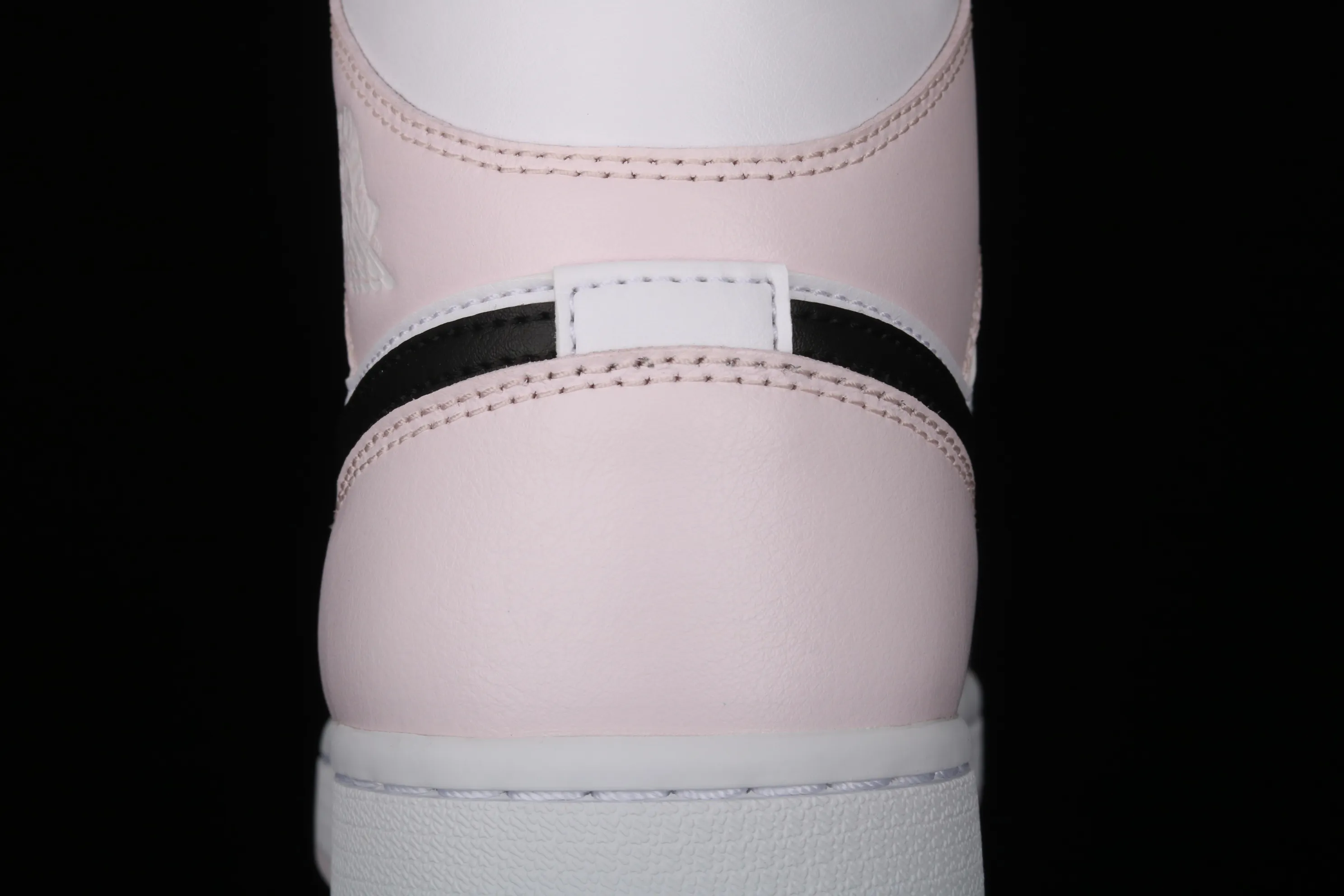 All categories Air Jordan Jordan series basketball shoes Air Jordan 1 Mid G version pure original Air Jordan 1 Mid AJ1 Joe 1 rose pink violet mid-top basketball shoes BQ6472-500